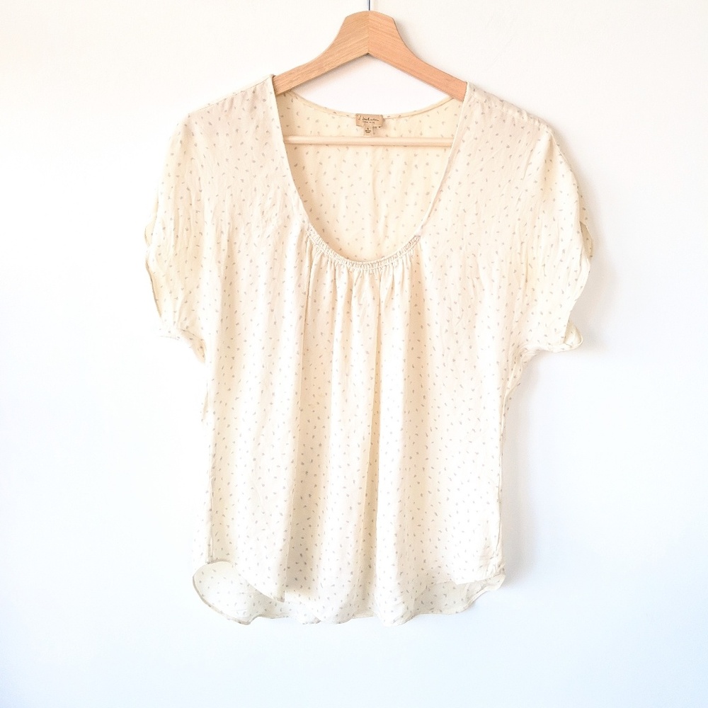 Aritzia Babaton × Cream T-shirt Blouse